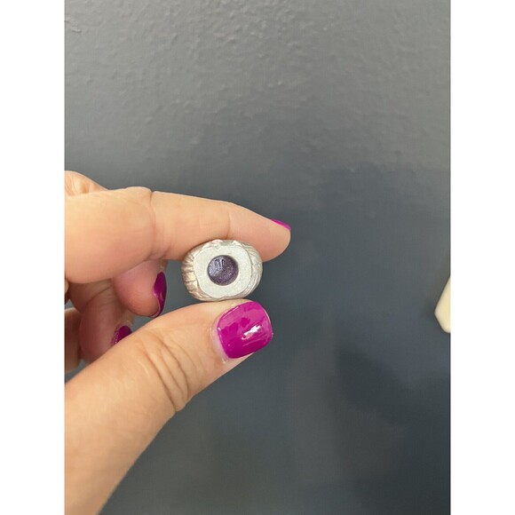 Shopkins Season 3 CHOC KISS Silver with purple tag 3-065 Rare - Picture 4 of 5